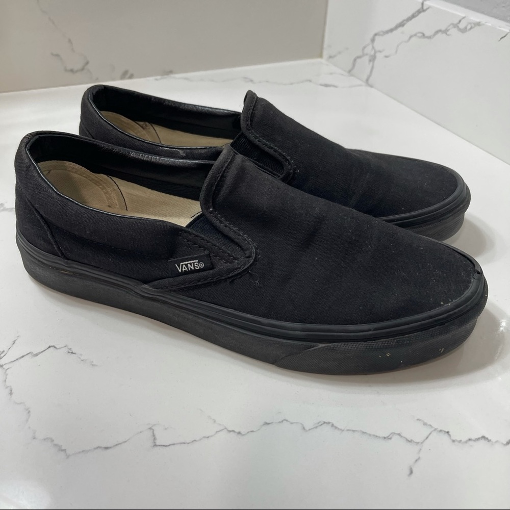 Black vans